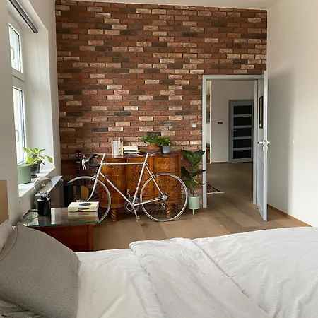 Colorful In Holesovice Appartement *