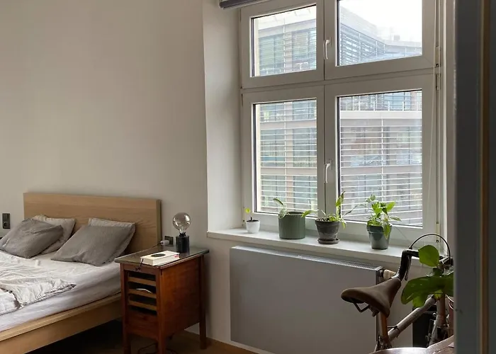 Colorful In Holesovice Appartement